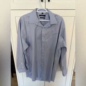 Elegant Men's Light Blue Dress Shirt
